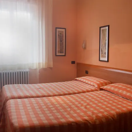 Bernardino Hotel 3*